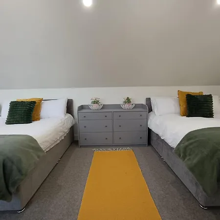 Mount Bolton Staycation *