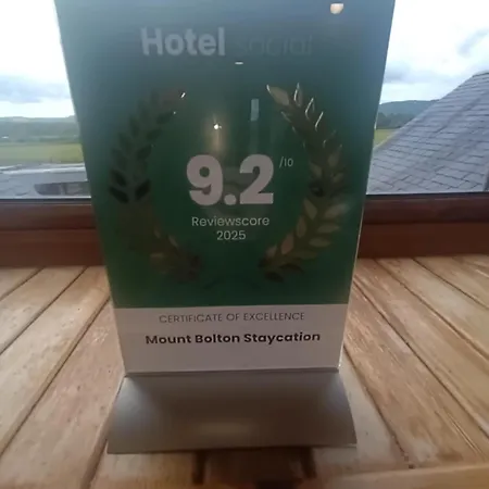 Апартаменты Mount Bolton