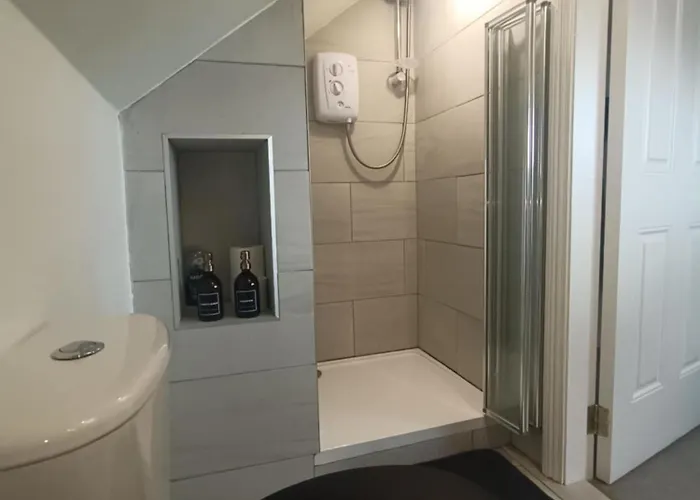 Mount Bolton Apartment *